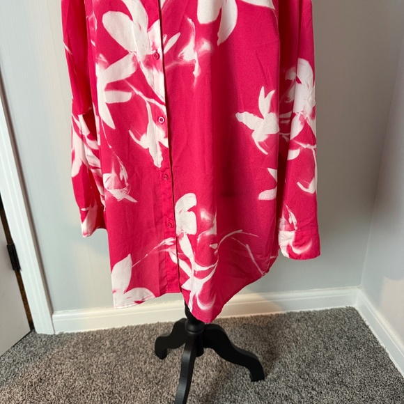 Calvin Klein Plus Size Floral-Print Blouse in Pink Size 2X - Picture 4 of 8